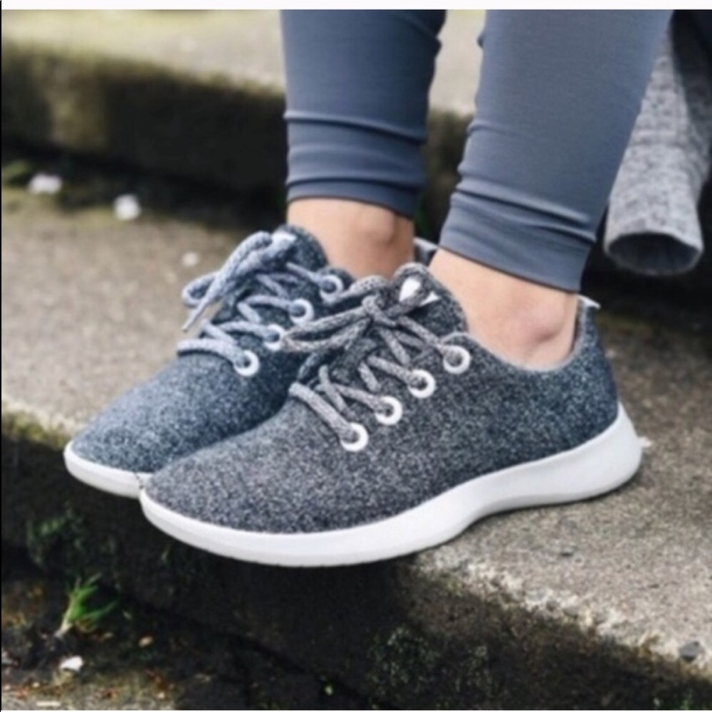 Allbirds Wool Runners Gray Sneakers Size 9